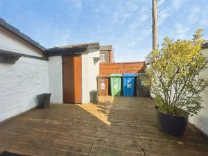 Photo 11- click for photo gallery